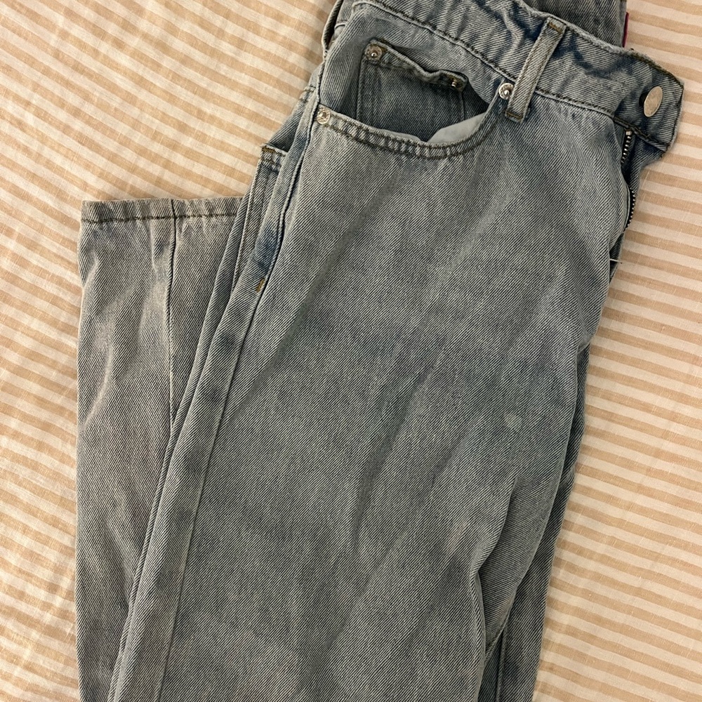 Edikted Low Rise Wide Leg Jeans - Picture 4 of 5